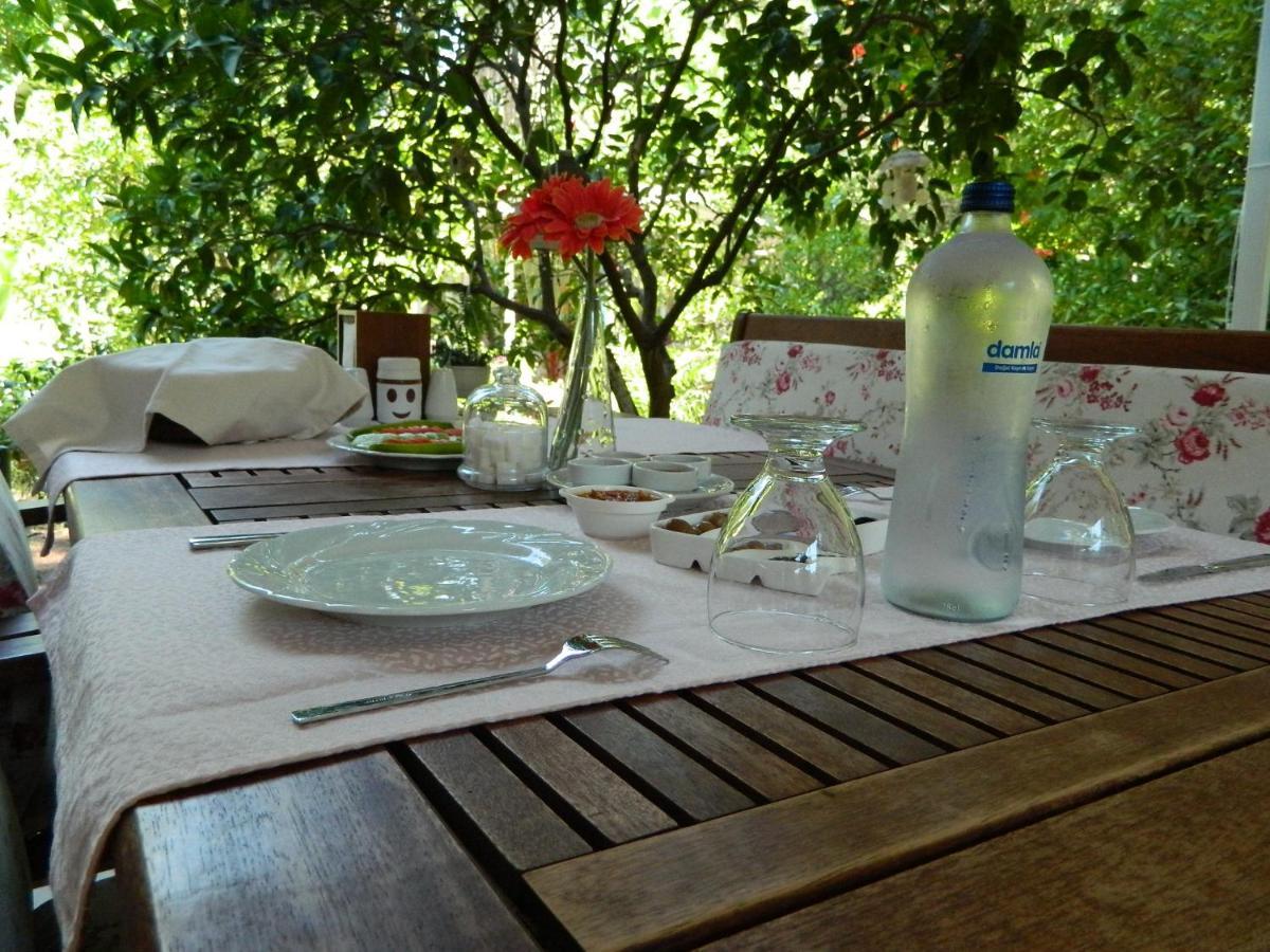 Adabella Pension Чирали Экстерьер фото