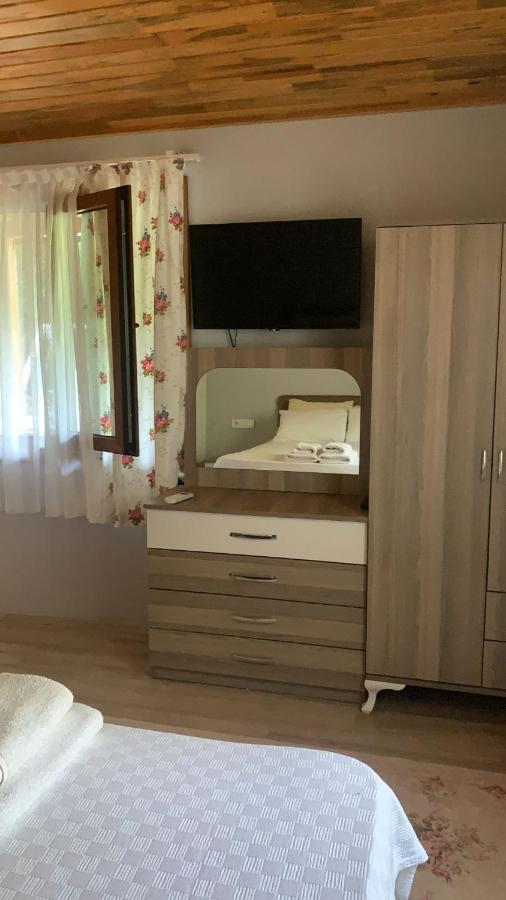 Adabella Pension Чирали Экстерьер фото