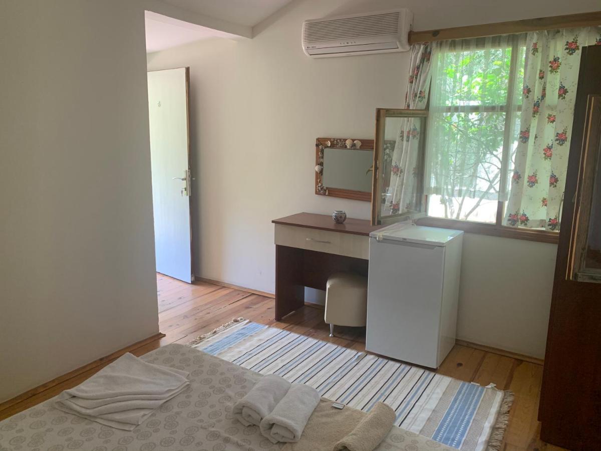 Adabella Pension Чирали Экстерьер фото
