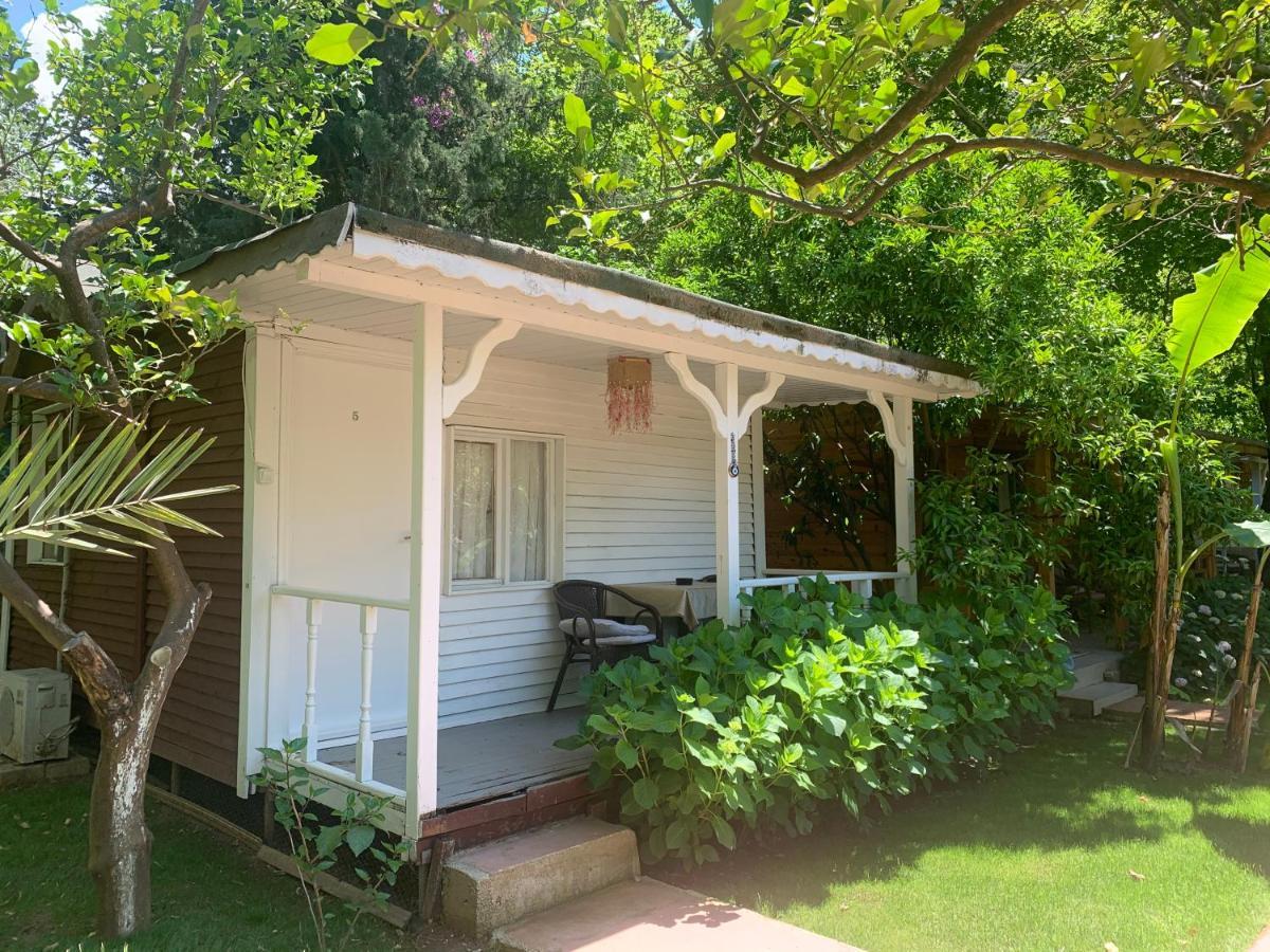 Adabella Pension Чирали Экстерьер фото