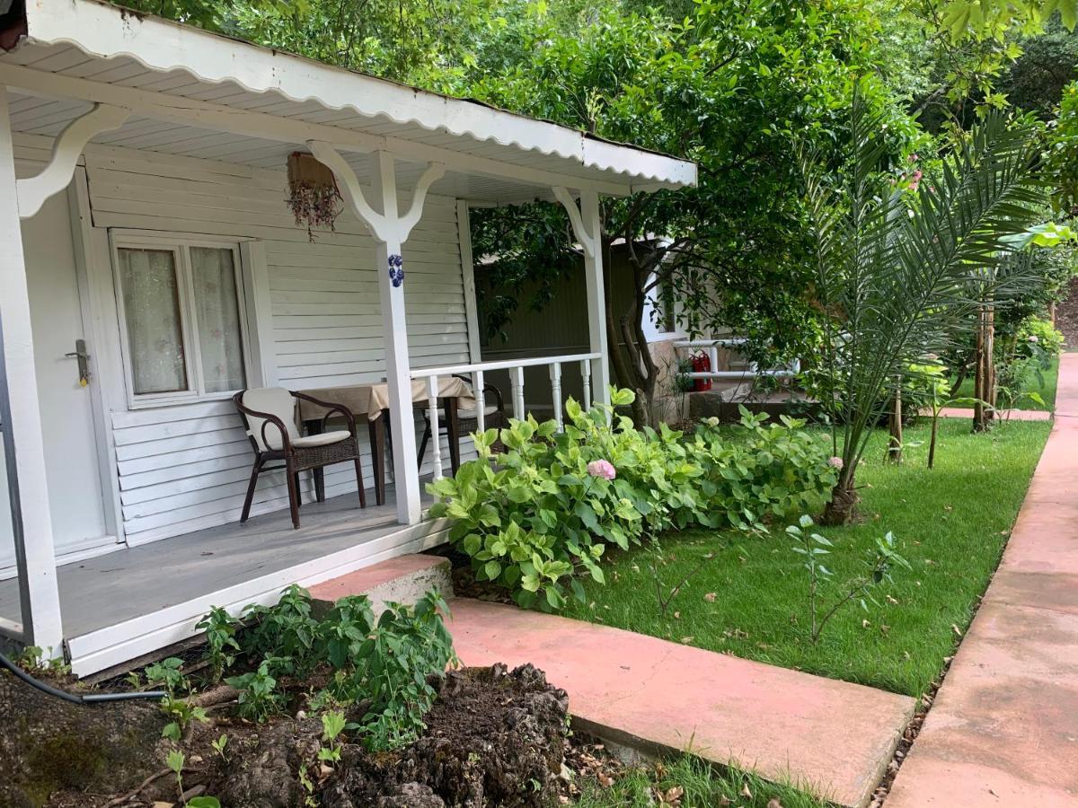 Adabella Pension Чирали Экстерьер фото