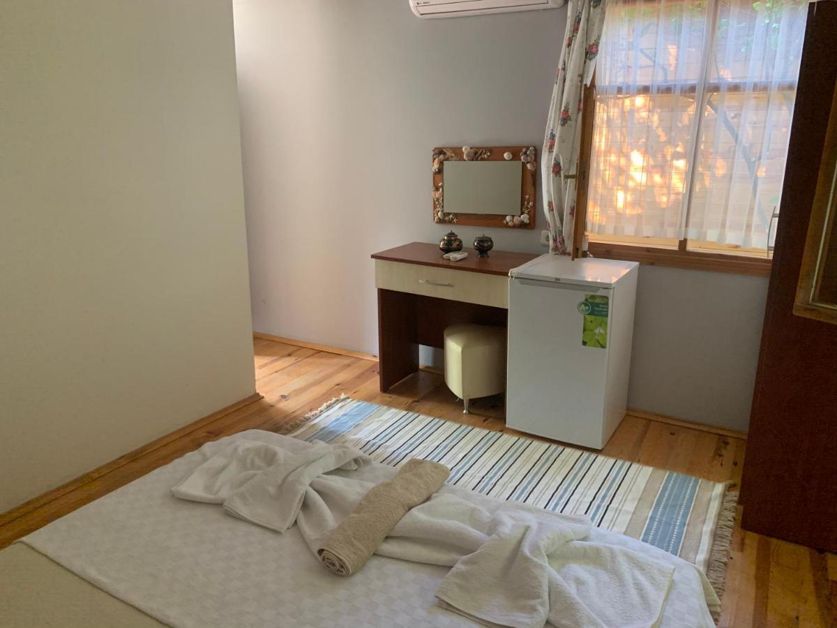 Adabella Pension Чирали Экстерьер фото
