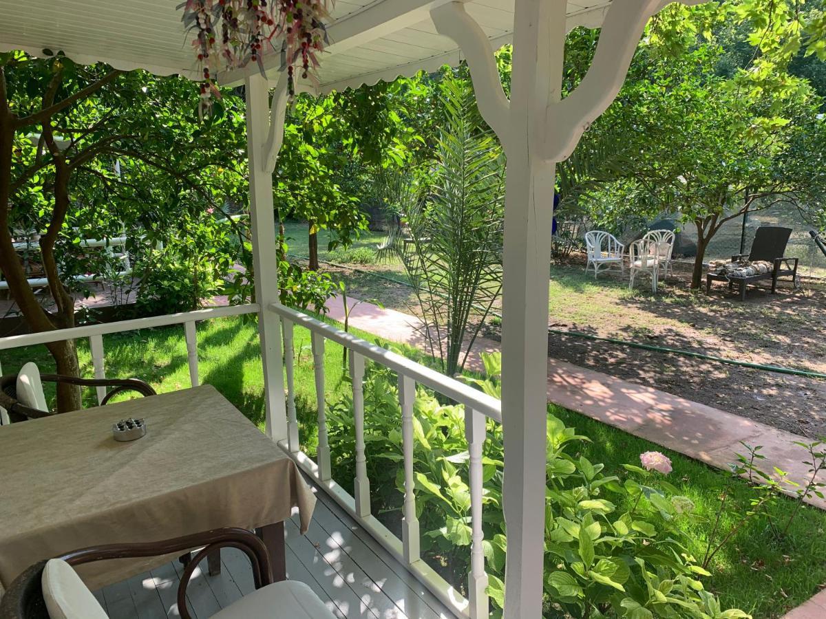 Adabella Pension Чирали Экстерьер фото
